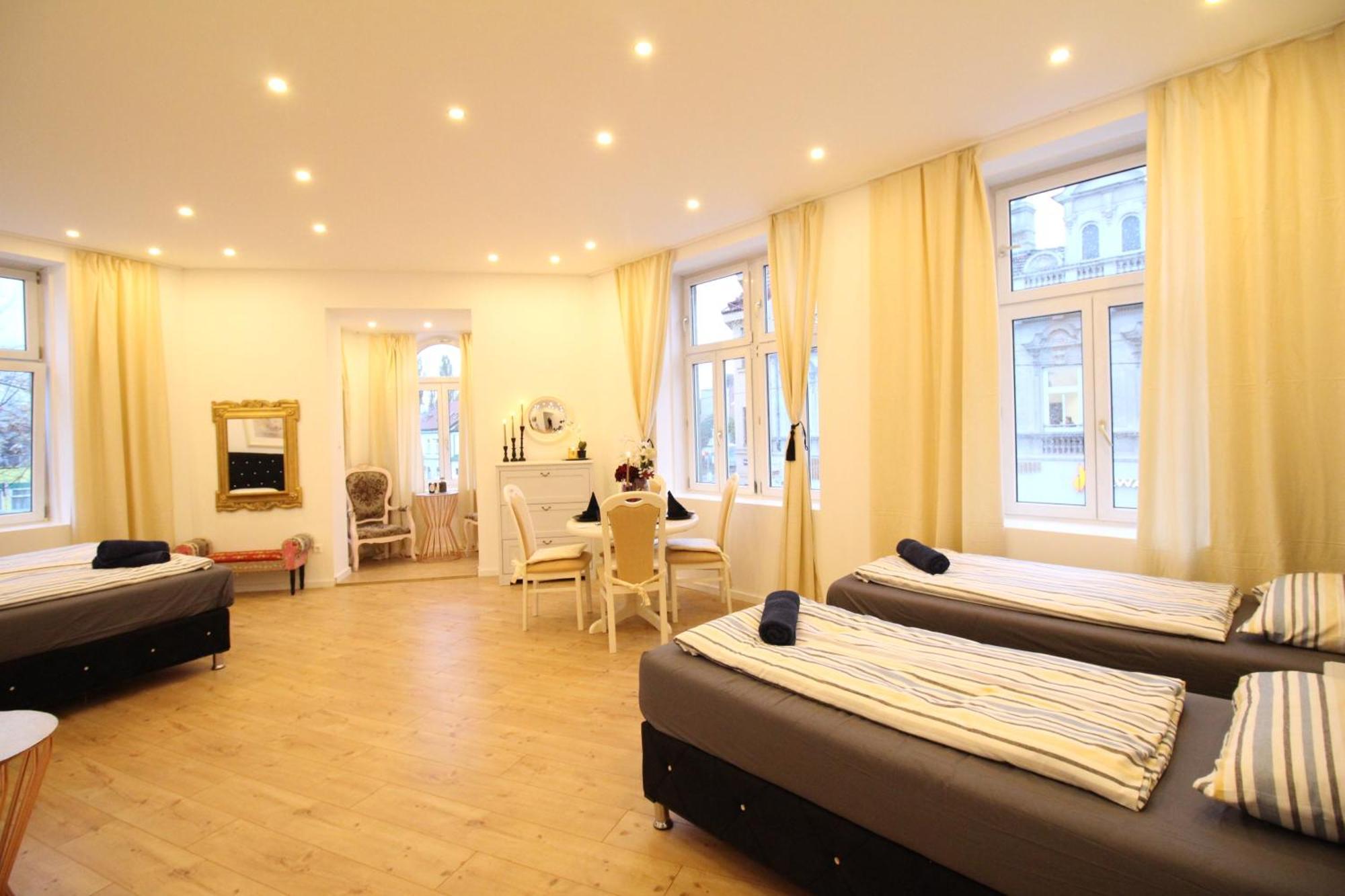 Disc Cozy Rooms In Liesing Viena Exterior foto